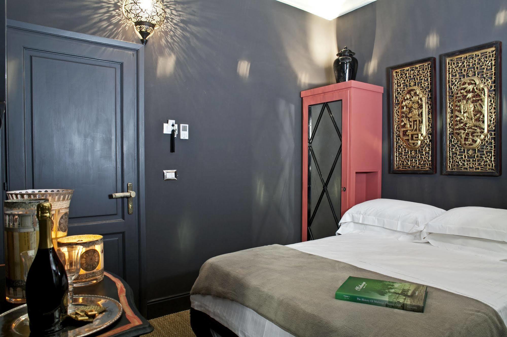 Porcellino Gallery Art Boutique Bb Bed and breakfast